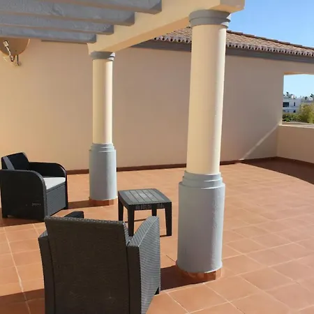 Superbe Avec Piscine Dans Quartier Residentiel Calme Proche Des Plages * Parchal